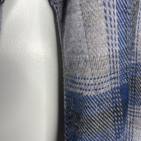 🍂🍁 Ci Sono Plaid Long Sleeve Button Down MEDIUM - Picture 9 of 10